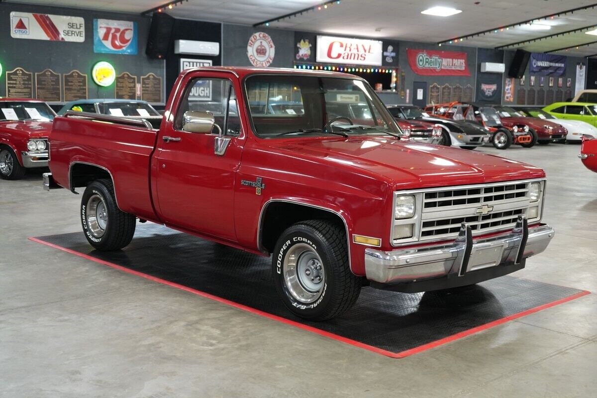 Chevrolet-Other-Pickups-1985-Truck-7