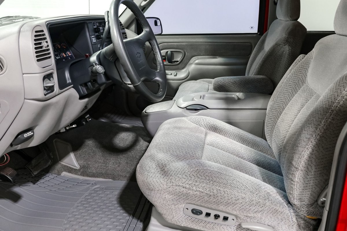 Chevrolet-Other-Pickups-1996-Pickup-Truck-17
