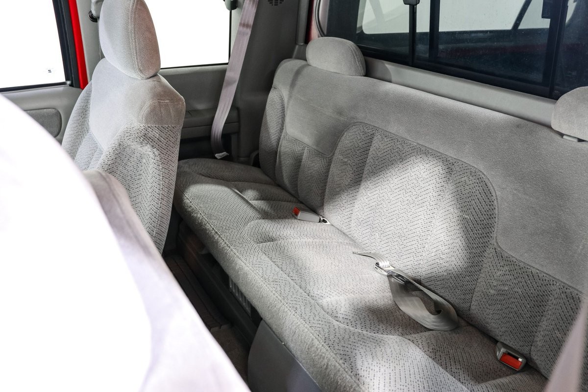 Chevrolet-Other-Pickups-1996-Pickup-Truck-18