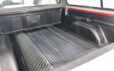 Chevrolet-Other-Pickups-1996-Pickup-Truck-23