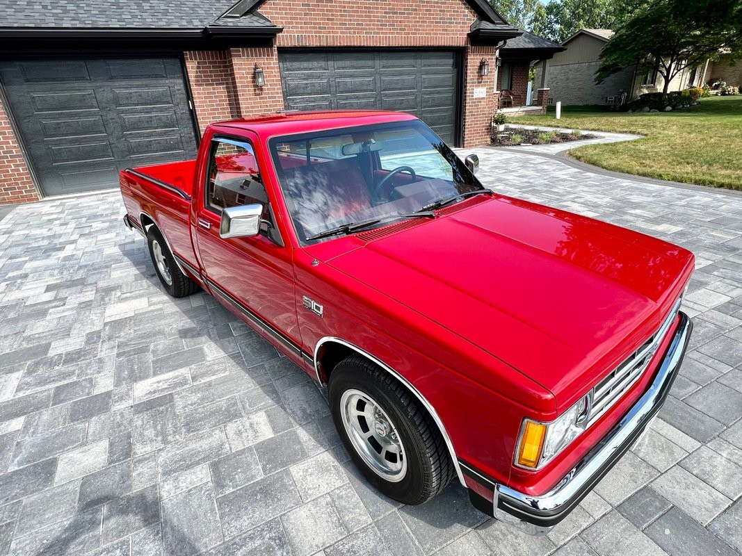 Chevrolet-S-10-1988-Pickup-Truck-10