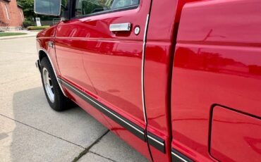 Chevrolet-S-10-1988-Pickup-Truck-32