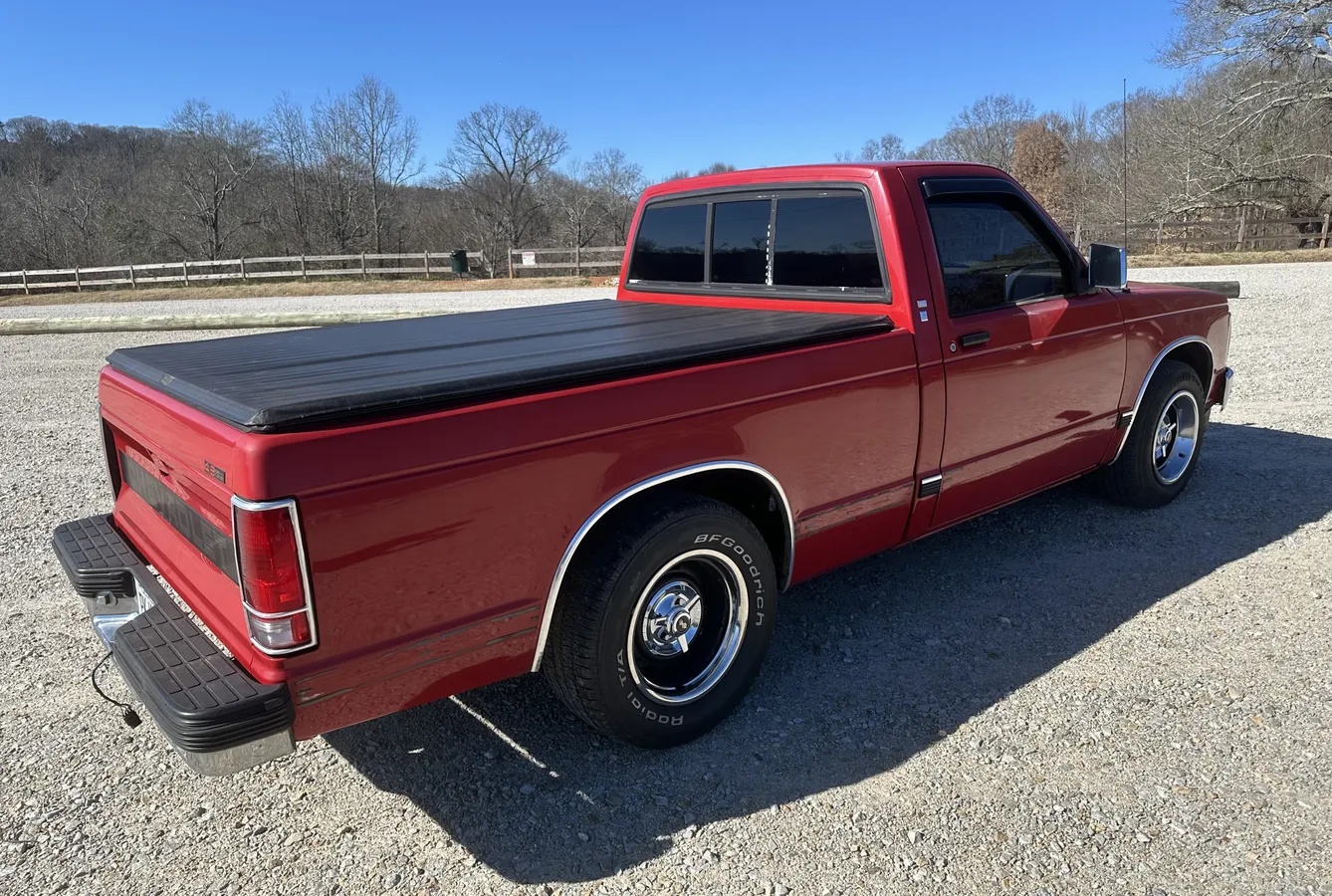 Chevrolet-S-10-pickup-1993-Red-Grey-8