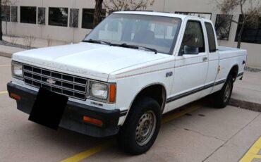 Chevrolet-S10-1984-White-2