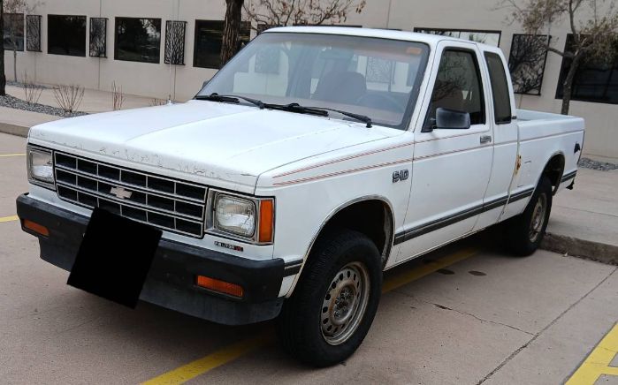 Chevrolet-S10-1984-White-2