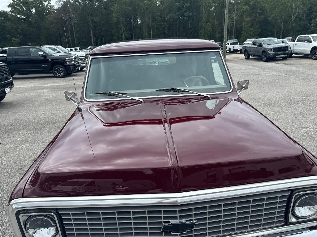 Chevrolet-SUBURBAN-4x4-Built-LS-4l60-vintage-air-high-end-b-1972-18