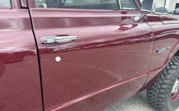 Chevrolet-SUBURBAN-4x4-Built-LS-4l60-vintage-air-high-end-b-1972-23