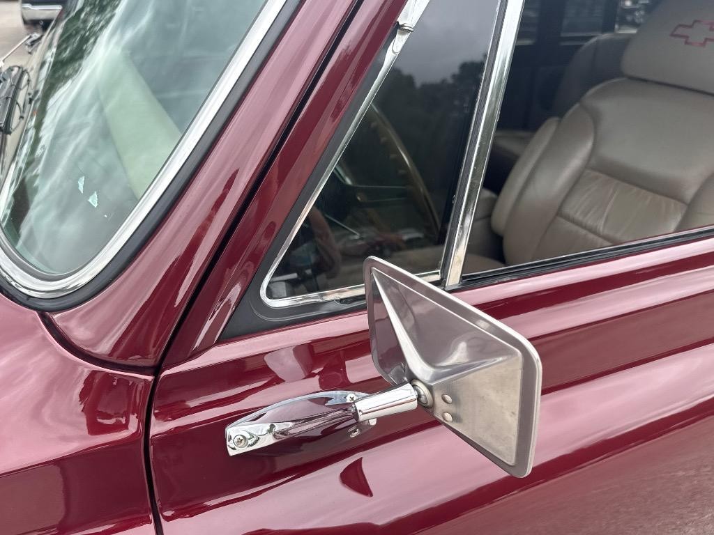 Chevrolet-SUBURBAN-4x4-Built-LS-4l60-vintage-air-high-end-b-1972-30