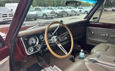 Chevrolet-SUBURBAN-4x4-Built-LS-4l60-vintage-air-high-end-b-1972-33