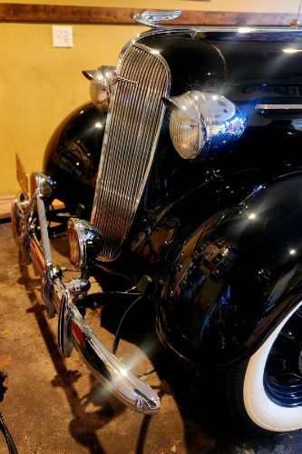Chevrolet-Sedan-1936-Black-2