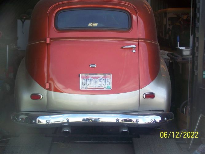 Chevrolet-Sedan-delivery-1947-Custom-1