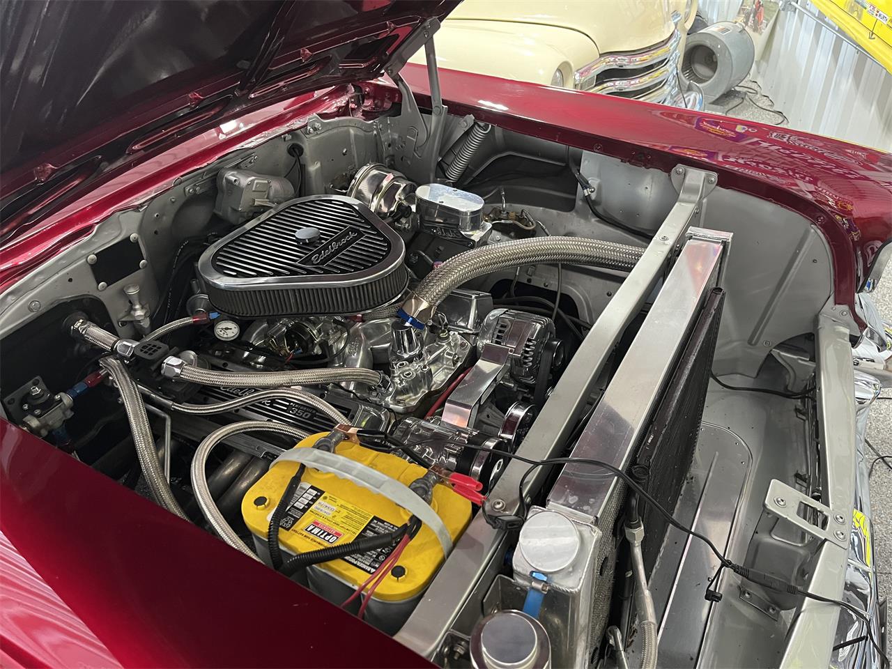 Chevrolet-Sedan-delivery-1957-Candy-wine-silver-Blackred-11