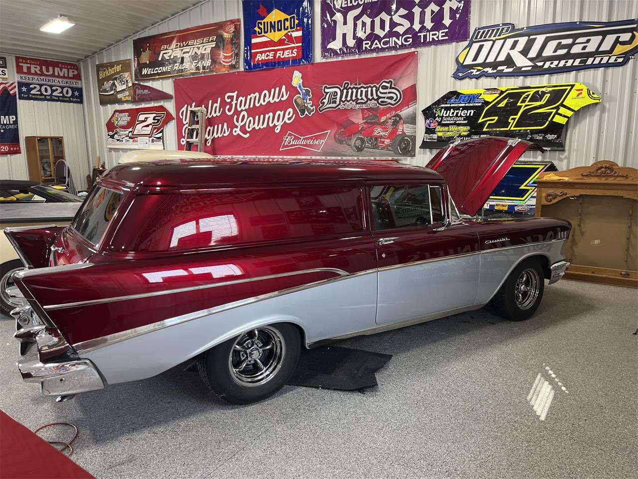 Chevrolet-Sedan-delivery-1957-Candy-wine-silver-Blackred-4
