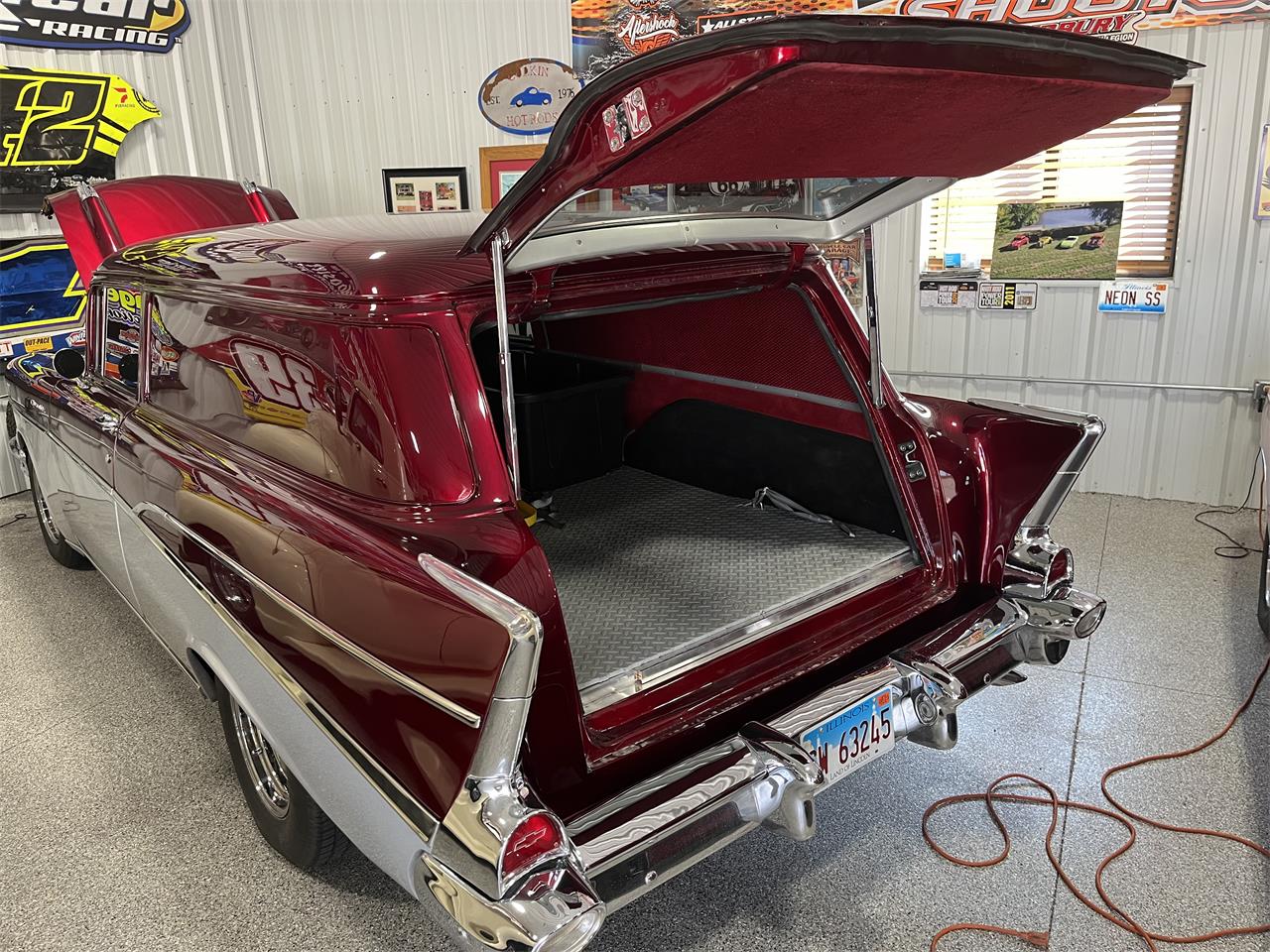 Chevrolet-Sedan-delivery-1957-Candy-wine-silver-Blackred-7