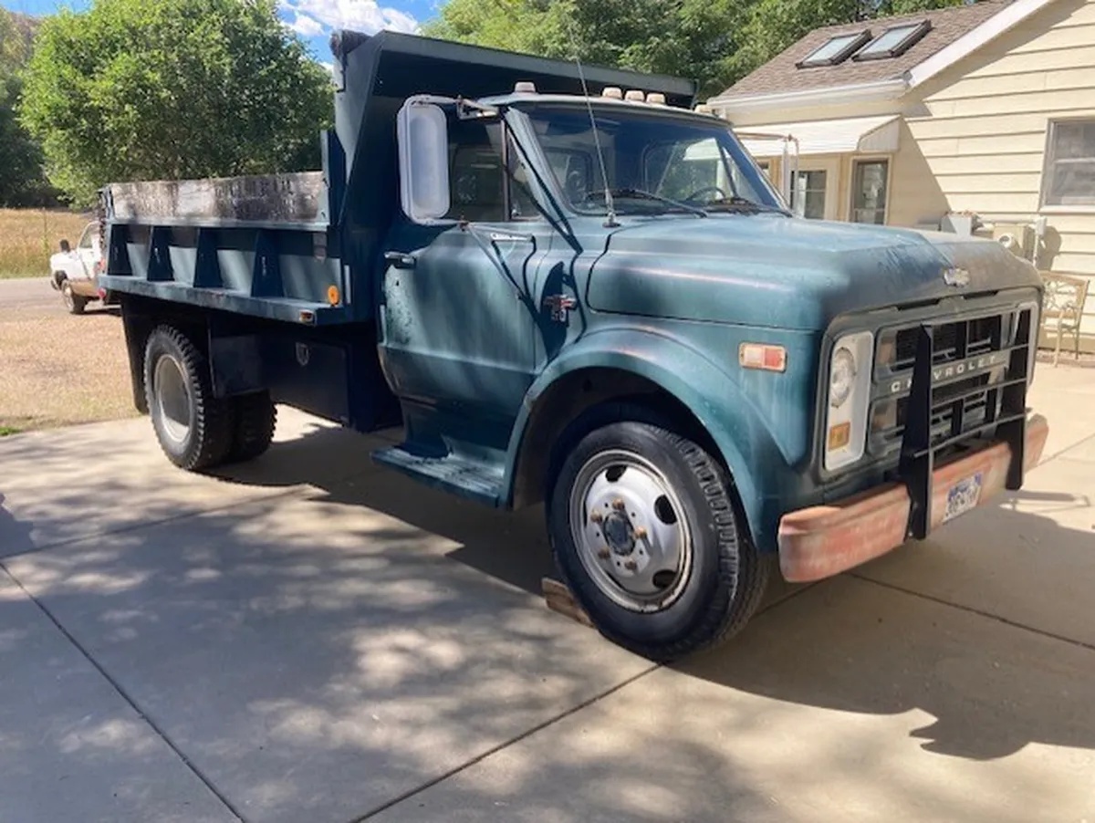 Chevrolet-Series-c-1969-Green-Green-4
