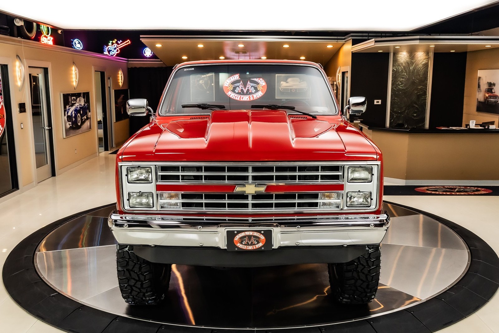 Chevrolet-Silverado-1500-1986-Pickup-Truck-8