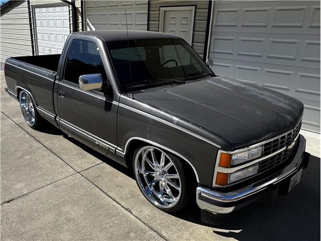 Chevrolet-Silverado-1500-1992-Pickup-1