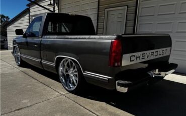 Chevrolet-Silverado-1500-1992-Pickup-6