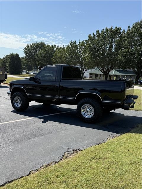 Chevrolet-Silverado-1500-1994-Pickup-2