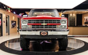 Chevrolet-Silverado-1986-Red-11
