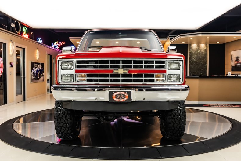Chevrolet-Silverado-1986-Red-11