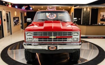 Chevrolet-Silverado-1986-Red-12