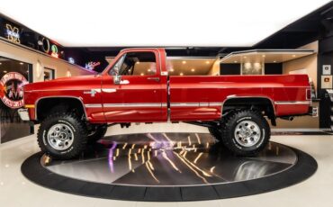 Chevrolet-Silverado-1986-Red-21