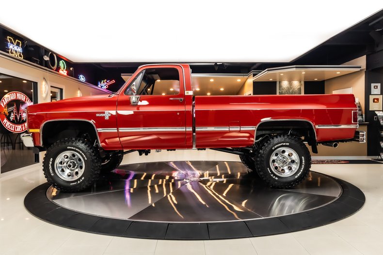Chevrolet-Silverado-1986-Red-21