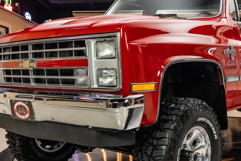 Chevrolet-Silverado-1986-Red-28