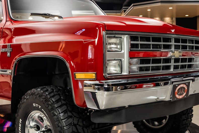 Chevrolet-Silverado-1986-Red-3