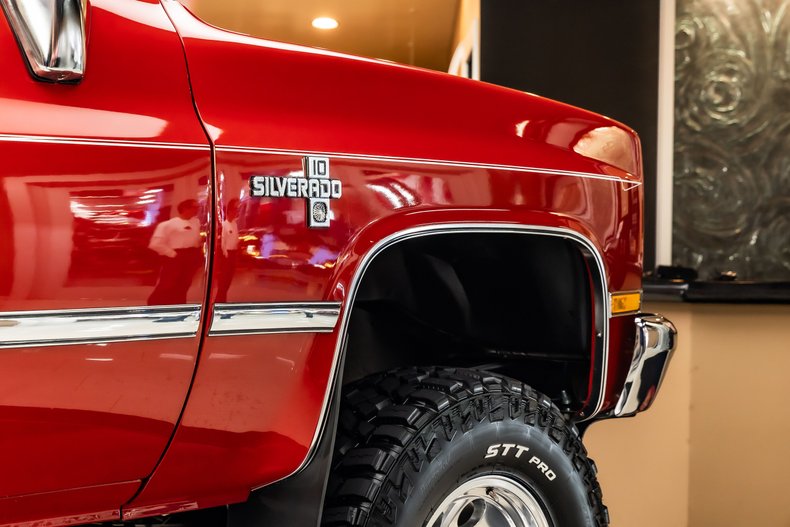 Chevrolet-Silverado-1986-Red-33