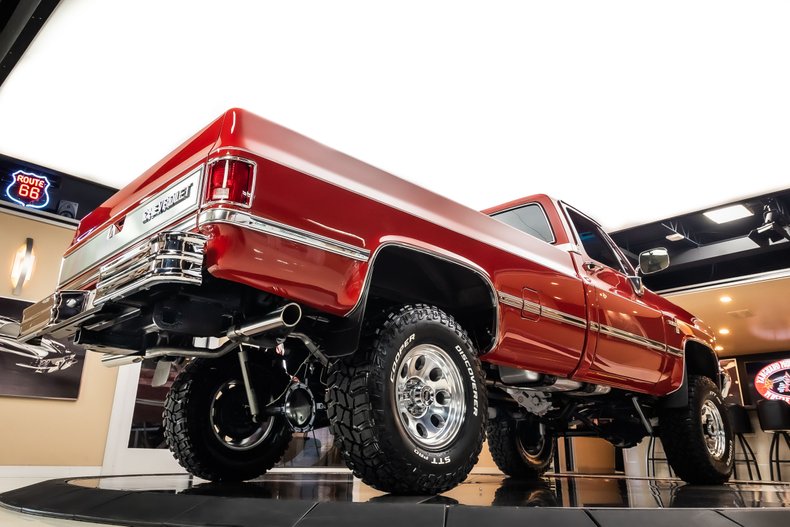 Chevrolet-Silverado-1986-Red-36
