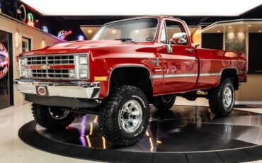 Chevrolet-Silverado-1986-Red-37