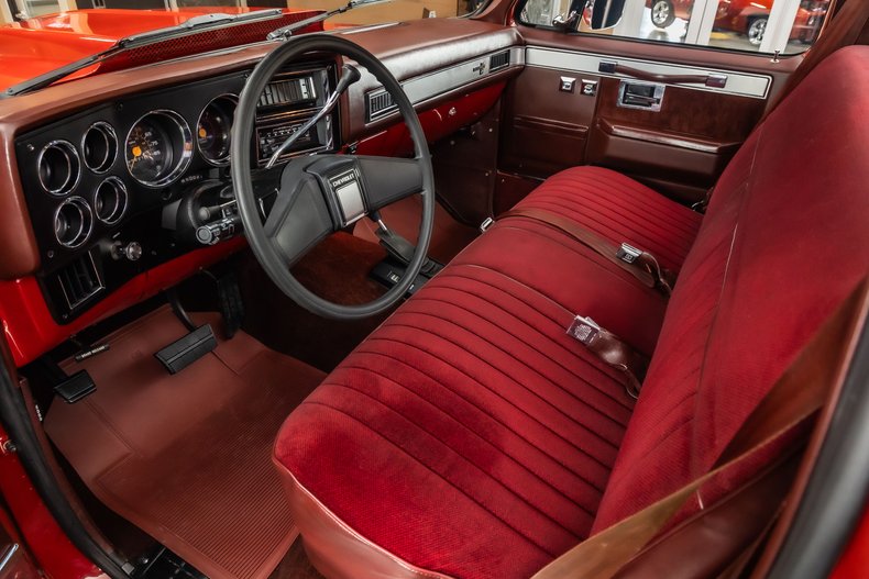 Chevrolet-Silverado-1986-Red-39