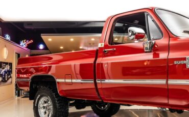 Chevrolet-Silverado-1986-Red-42