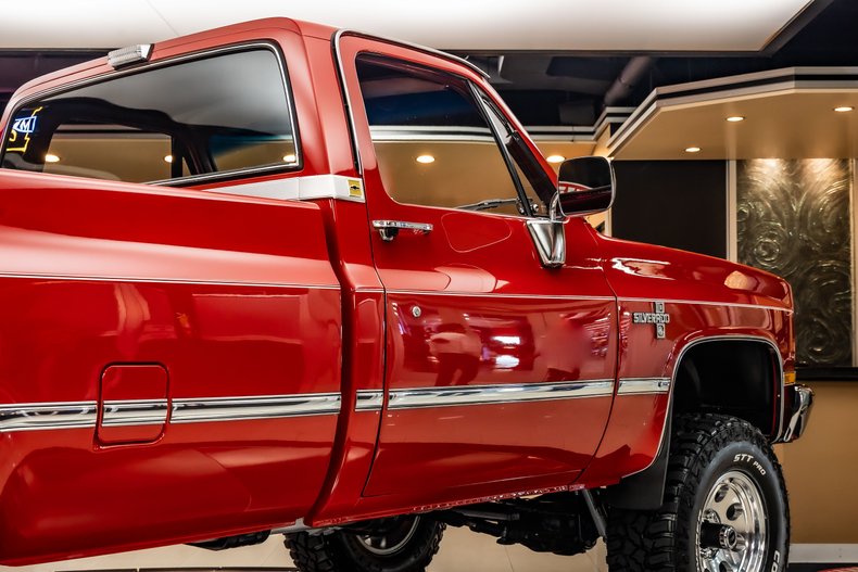 Chevrolet-Silverado-1986-Red-7