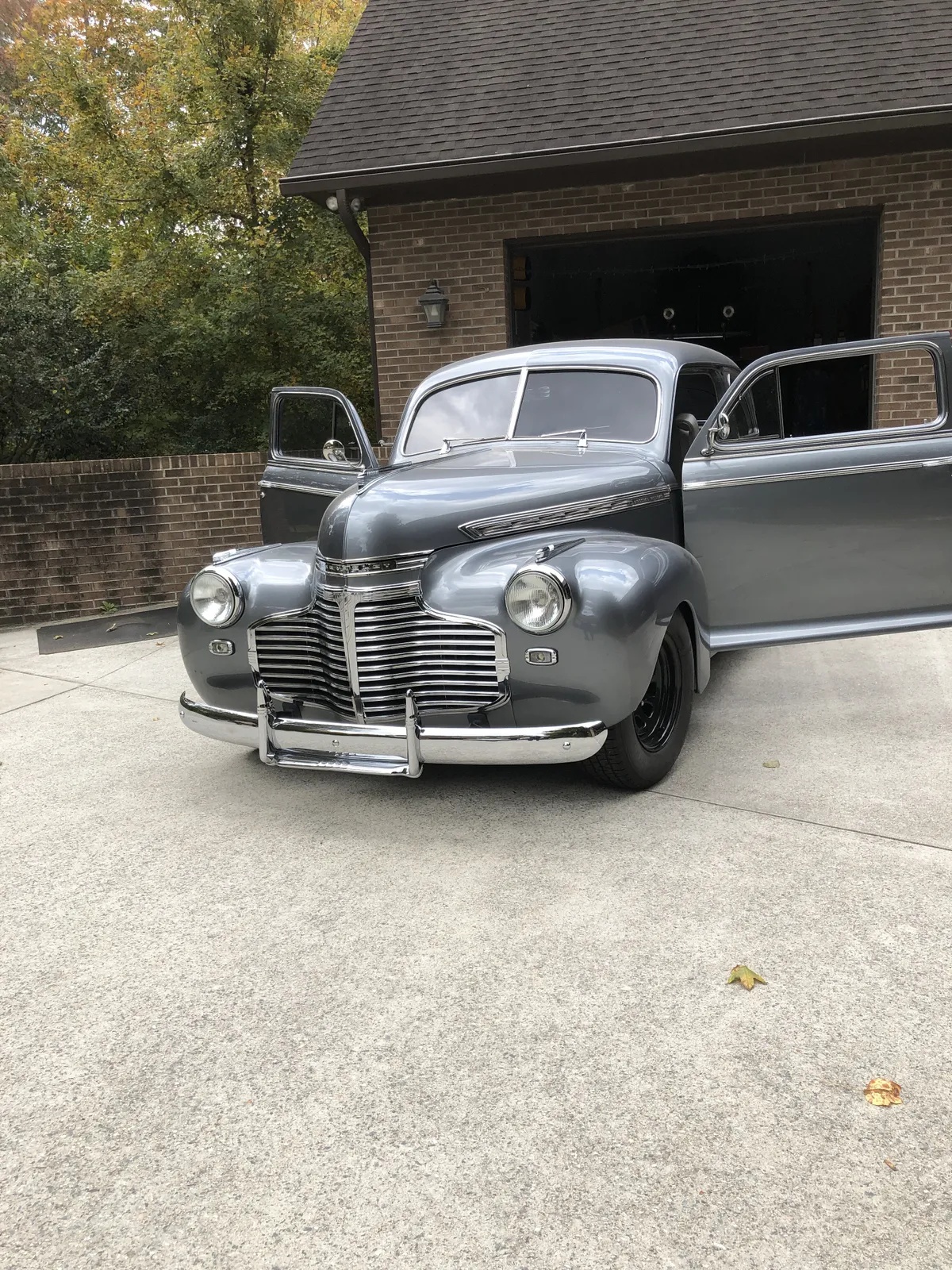 Chevrolet-Special-deluxe-1941-Bmw-Gray-Metal-Flake-Gray-Leather-1