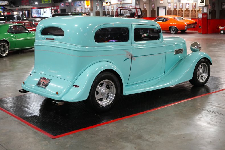 Chevrolet-Standard-1934-Light-Blue-Gray-10