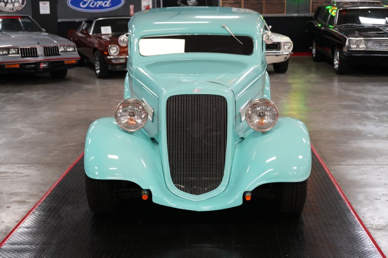 Chevrolet-Standard-1934-Light-Blue-Gray-13