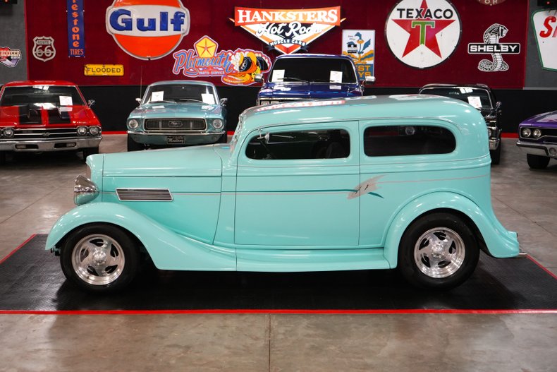 Chevrolet-Standard-1934-Light-Blue-Gray-18