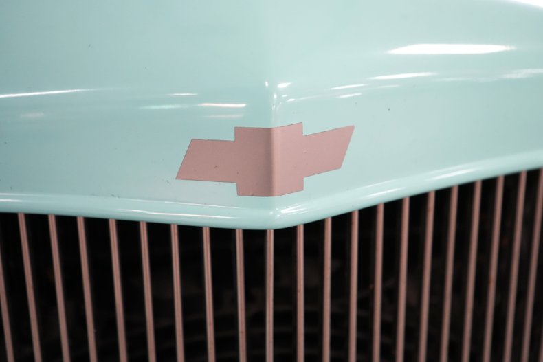 Chevrolet-Standard-1934-Light-Blue-Gray-2