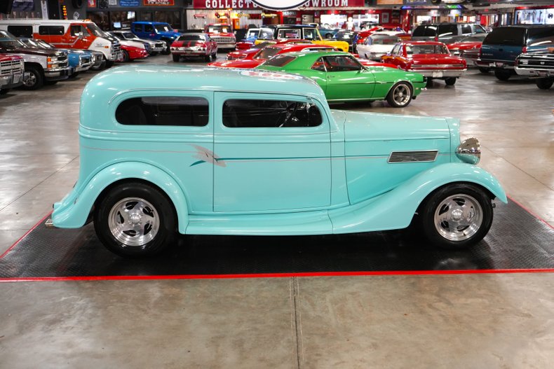Chevrolet-Standard-1934-Light-Blue-Gray-22