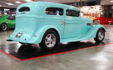 Chevrolet-Standard-1934-Light-Blue-Gray-29