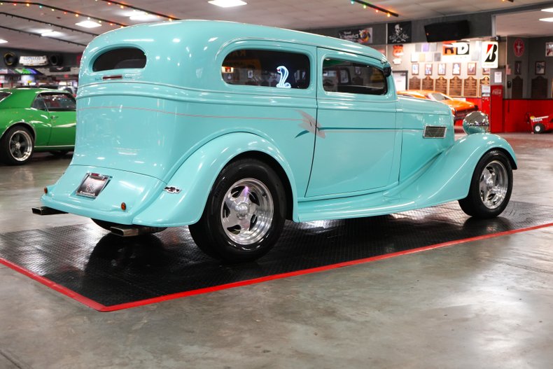 Chevrolet-Standard-1934-Light-Blue-Gray-29