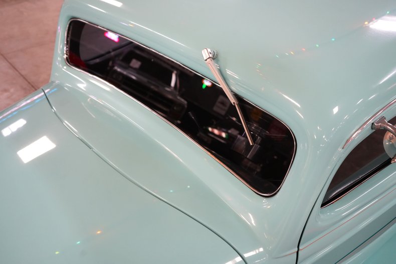 Chevrolet-Standard-1934-Light-Blue-Gray-38