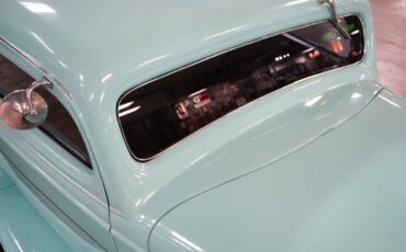 Chevrolet-Standard-1934-Light-Blue-Gray-39