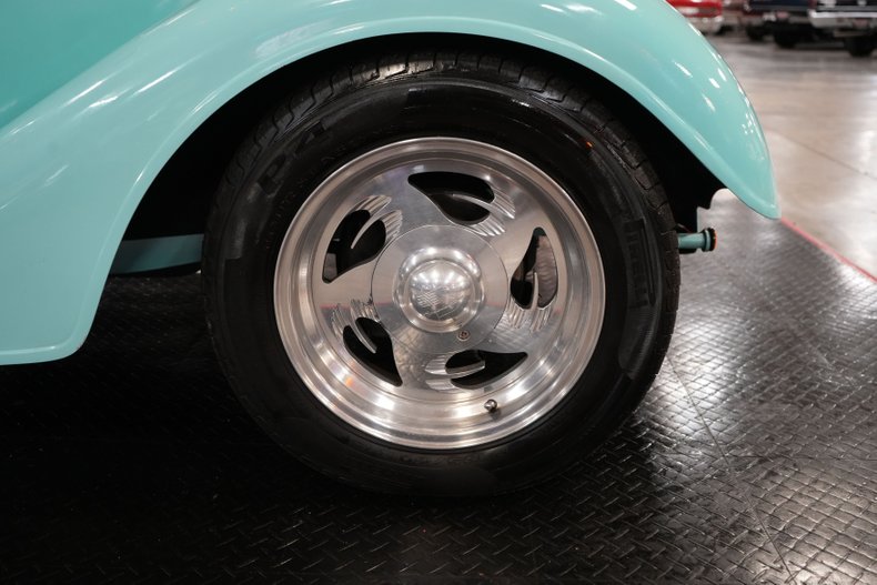 Chevrolet-Standard-1934-Light-Blue-Gray-4