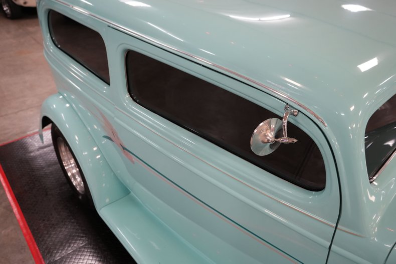 Chevrolet-Standard-1934-Light-Blue-Gray-40