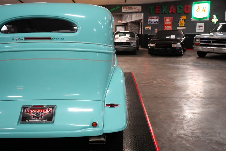 Chevrolet-Standard-1934-Light-Blue-Gray-44