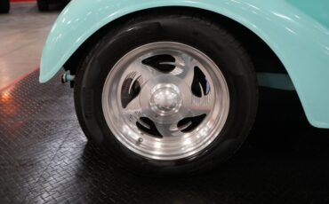 Chevrolet-Standard-1934-Light-Blue-Gray-49
